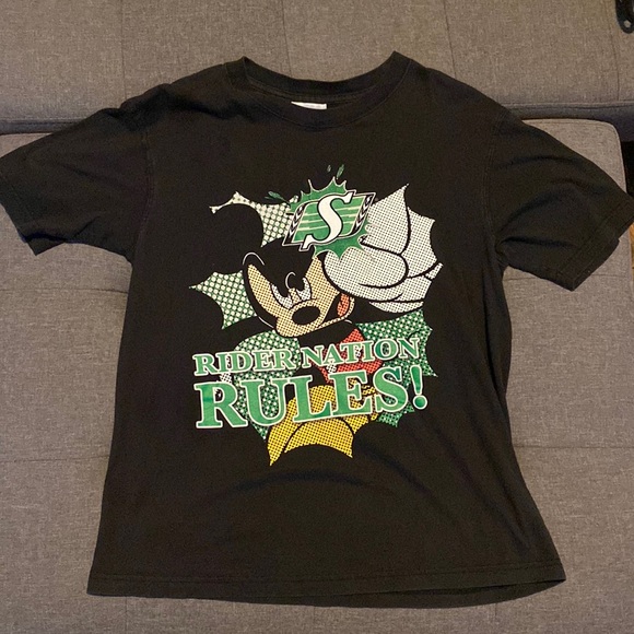 SOGO Other - Saskatchewan Roughriders Disney Mickey Mouse Football T-Shirt Size Small CFL